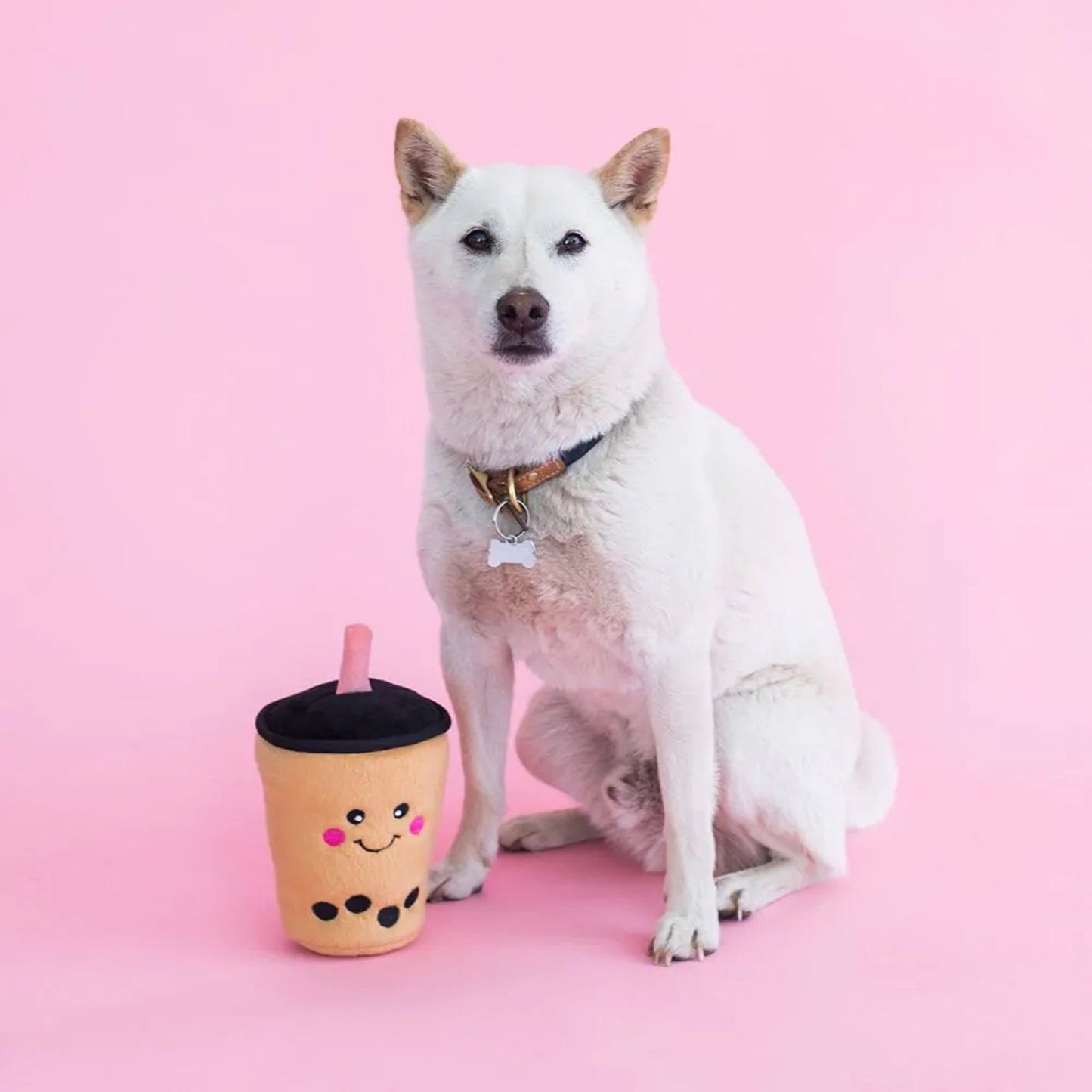 Zippypaws Nomnomz Boba Milk Tea Brown/Black Medium